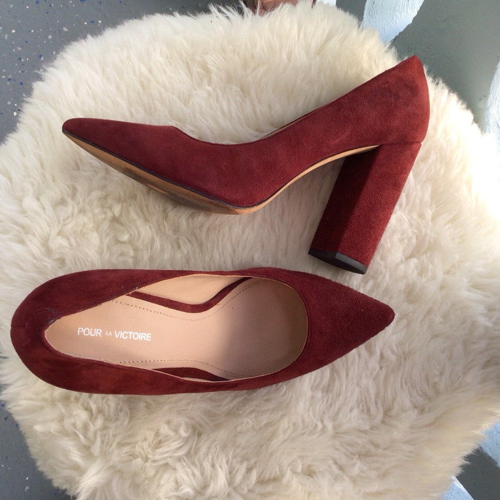 Pour La Victoire Suede Leather Celina Pumps Heels in Deep Cherry Size 7 1/2 - Picture 15 of 16